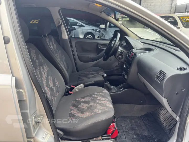 Corsa Hatch 1.0 4P VHC