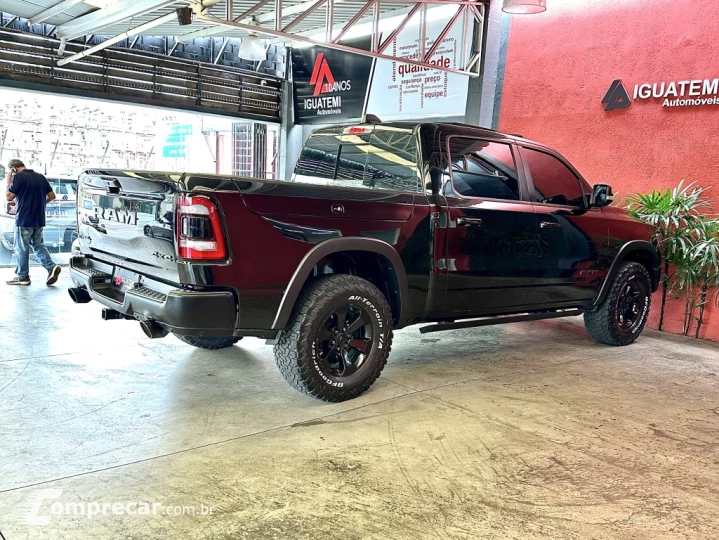 1500 5.7 V8 GASOLINA REBEL CD 4X4 AUTOMÁTICO