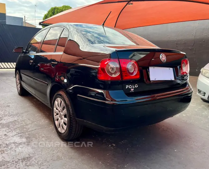 POLO SEDAN 1.6 MI 8V
