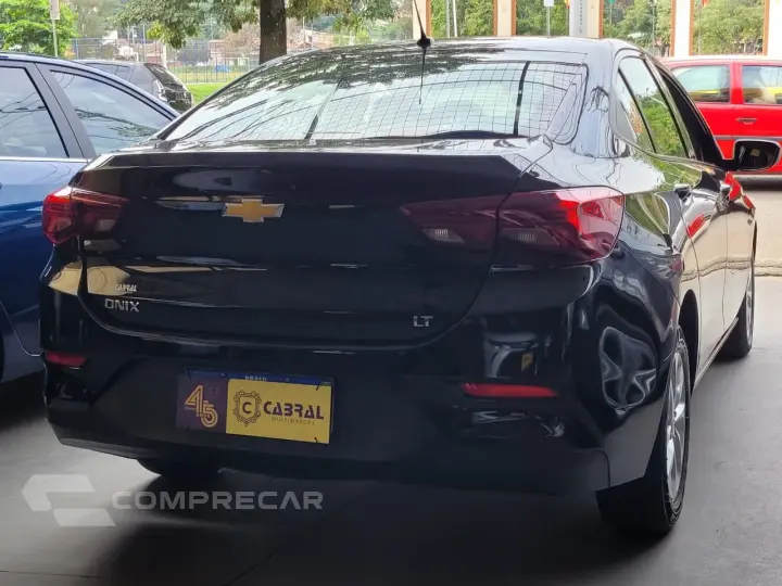 ONIX SEDAN Plus LT 1.0 12V Flex 4p Mec.