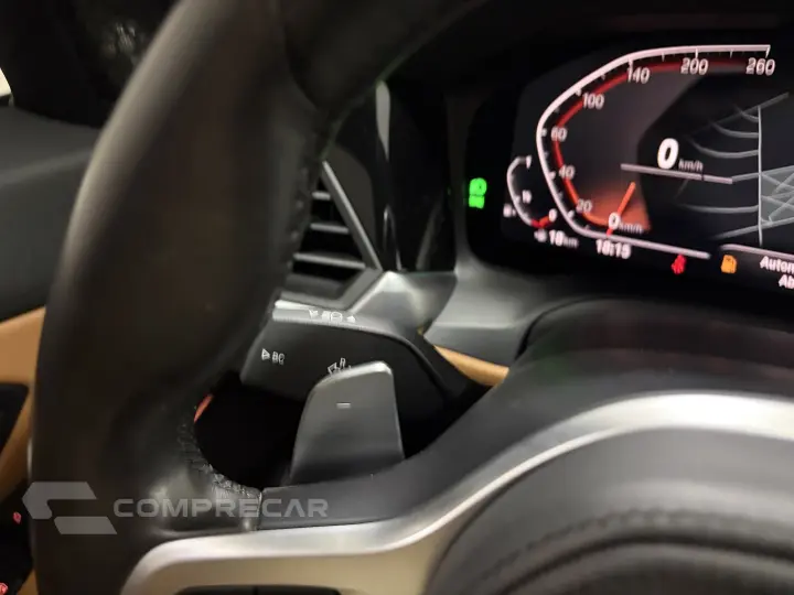 320i 2.0 16V TURBO GASOLINA M SPORT AUTOMÁTICO