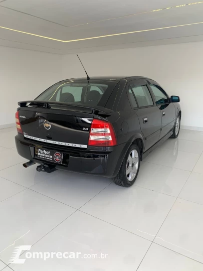 ASTRA 2.0 MPFI Advantage 8V