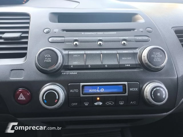 CIVIC - 1.8 EXS 16V 4P AUTOMÁTICO