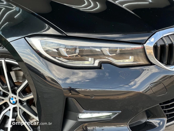 320i 2.0 16V TURBO GASOLINA SPORT AUTOMÁTICO