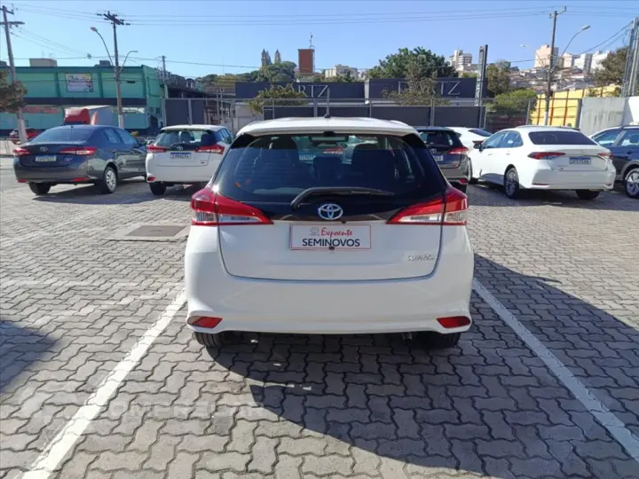 YARIS 1.5 16V FLEX XL MULTIDRIVE