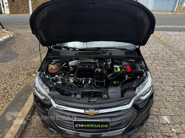 ONIX SEDAN Plus LT 1.0 12V Flex 4p Mec.