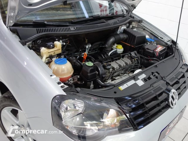POLO - 1.6 MI 8V 4P MANUAL