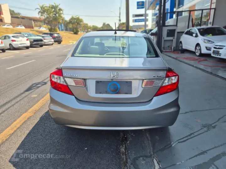 Civic Sedan EXS 1.8/1.8 Flex 16V Aut. 4p