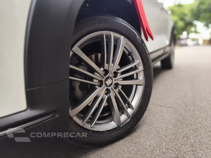 FASTBACK 1.0 TURBO 200 FLEX CVT