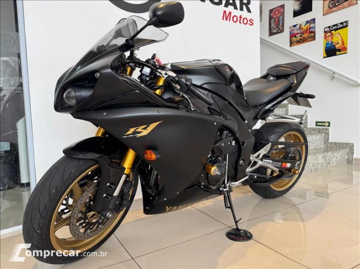 YZF R1