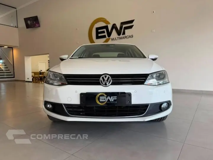 VOLKSWAGEN JETTA 2.0 TSI HIGHLINE DSG