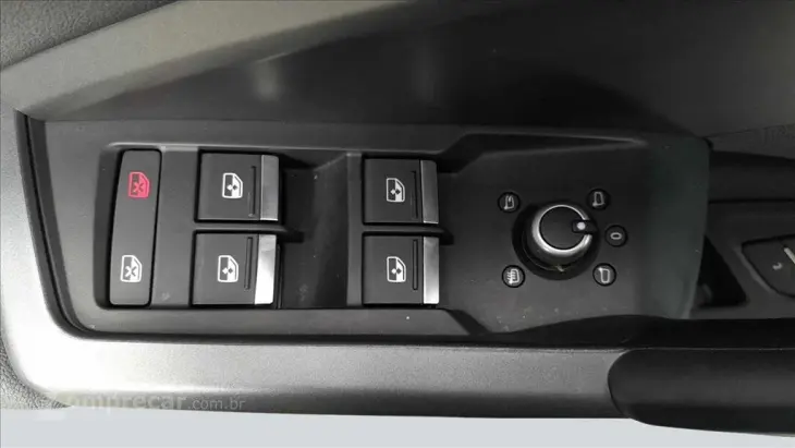 Q3 2.0 40 TFSI GASOLINA PERFORMANCE BLACK QUATTRO