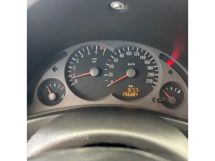 CORSA 1.8 MPFI JOY SEDAN 8V FLEX 4P MANUAL