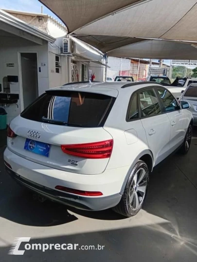 Q3 2.0 4P TFSI AMBIENTE QUATTRO S-TRONIC AUTOMÁTICO