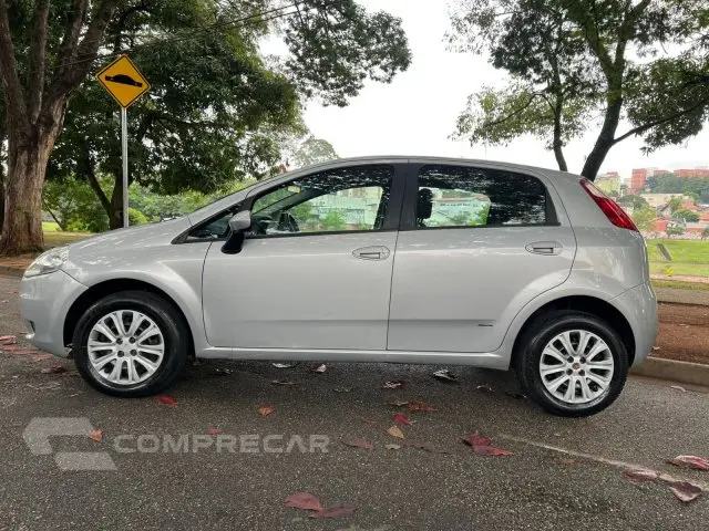 PUNTO - 1.4 8V 4P MANUAL