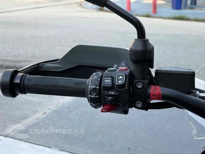 R 1300 GS TRIPLE BLACK