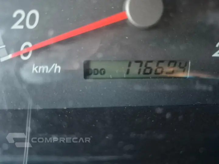 FIELDER 1.8 16V