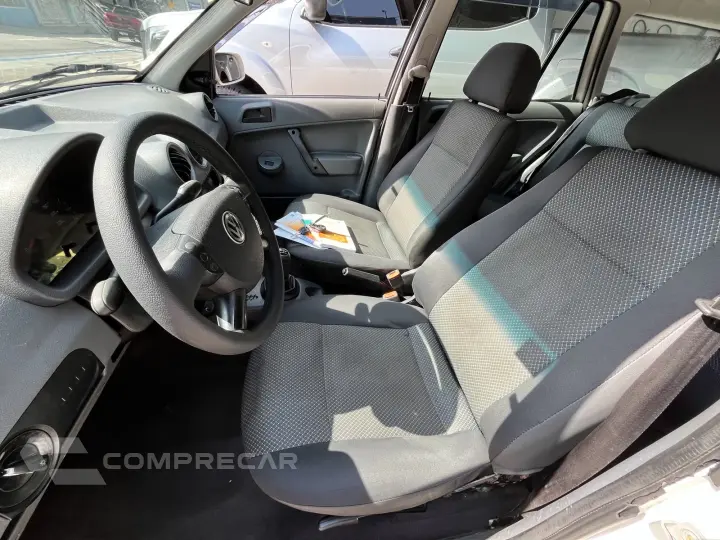 PARATI 1.6 C 8V