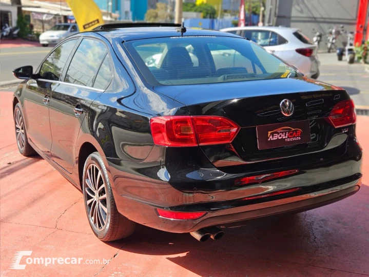 JETTA Highline 2.0 TSI 16V 4p Tiptronic