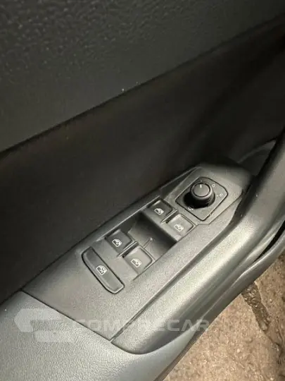 NIVUS HIGHLINE 1.0 200 TSI FLEX AUT.