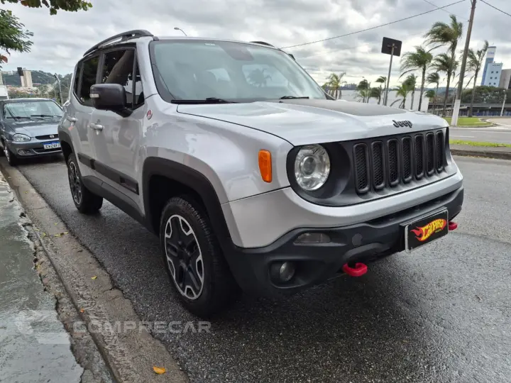RENEGADE 2.0 16V Turbo Trailhawk 4X4