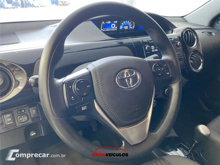 ETIOS 1.5 X PLUS SEDAN 16V FLEX 4P AUTOMÁTICO
