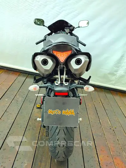 YAMAHA YZF R1