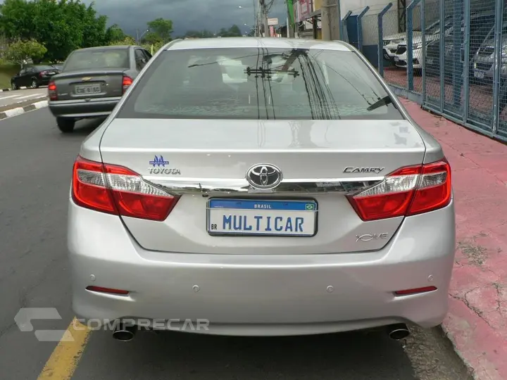 CAMRY 3.5 XLE V6 24V GASOLINA 4P AUTOMÁTICO