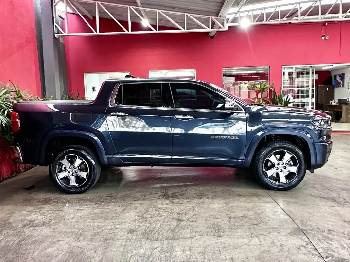 RAMPAGE 2.2 TURBO DIESEL LARAMIE 4X4 AUTOMÁTICO