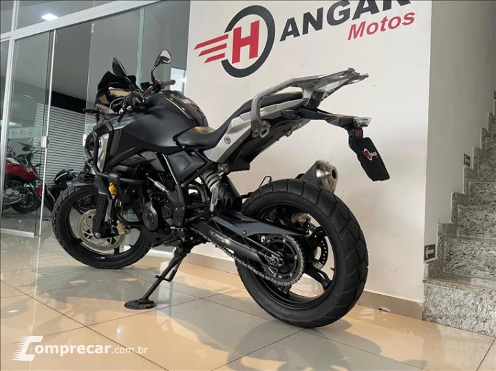 G 310 GS
