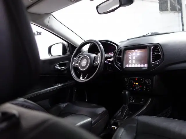 COMPASS - 2.0 16V LONGITUDE AUTOMÁTICO