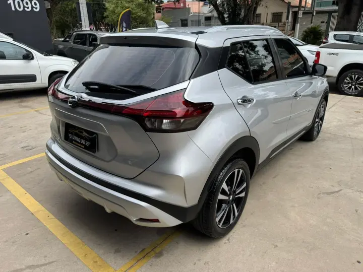 Kicks 1.6 16V Flexstart Exclusive Xtronic