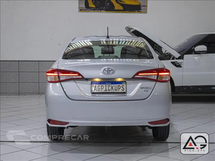YARIS 1.5 16V Sedan XS Connect