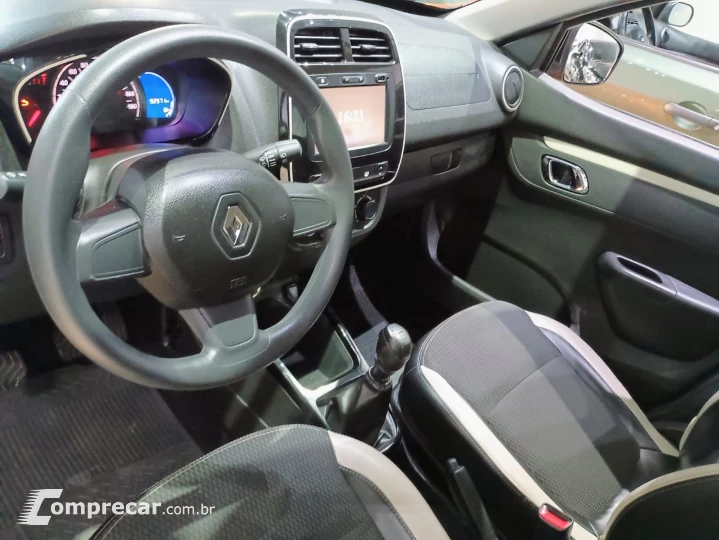 Kwid Intense 1.0