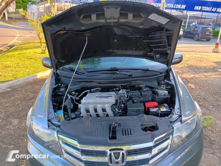 CITY 1.5 LX Sedan 16V