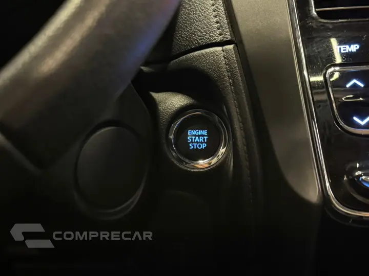 YARIS 1.5 16V FLEX SEDAN XLS MULTIDRIVE