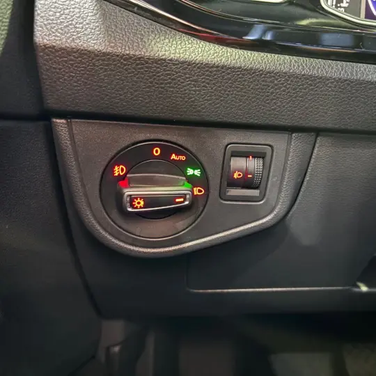 Nivus Highline 1.0 200 TSI Flex Aut.