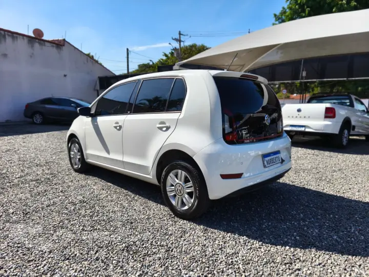 UP 1.0 TSI Move UP 12V