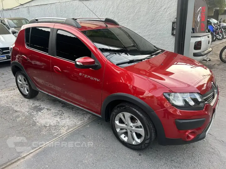 SANDERO 1.6 STEPWAY 8V FLEX 4P AUTOMATIZADO