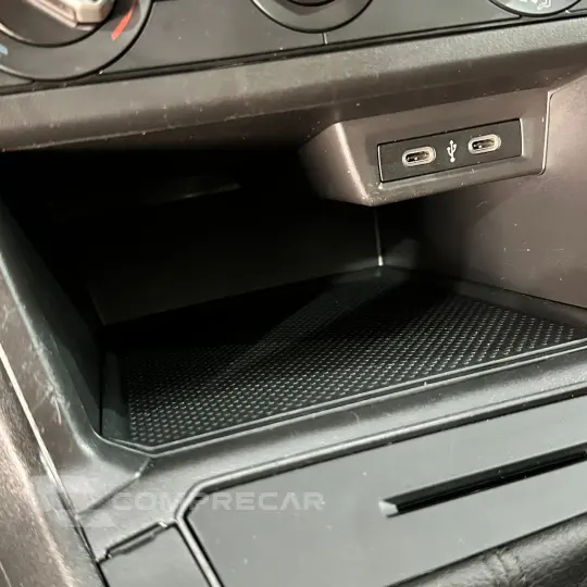 Polo Track 1.0 Flex 12V 5p