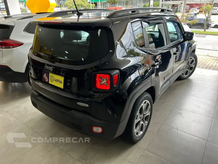 Renegade Longitude 1.8 4x2 Flex 16V Aut.
