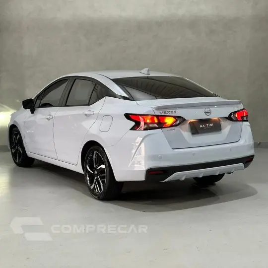 VERSA Exclusive 1.6 16V Flex Aut.