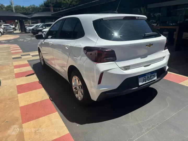 ONIX HATCH LT 1.0 12V Flex 5p Mec.