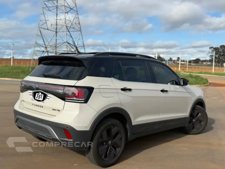 T-CROSS 1.4 250 TSI TOTAL FLEX EXTREME AUTOMÁTICO