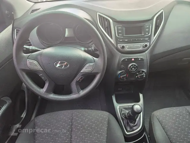 HB20 - 1.0 COMFORT PLUS 12V 4P MANUAL