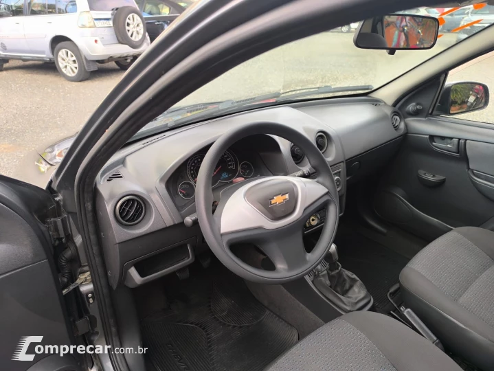 CELTA 1.0 MPFI LT 8V