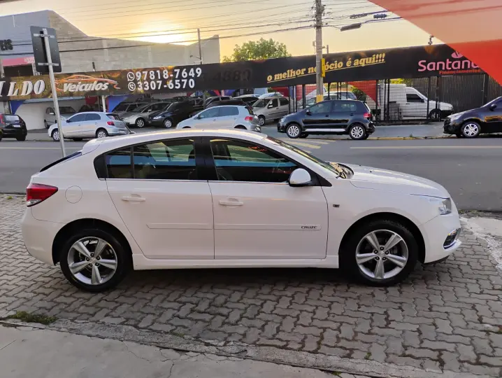 CRUZE 1.8 LT Sport6 16V