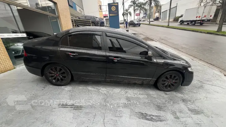 Civic Sed. LXL/LXL SE 1.8 Flex 16V Mec.