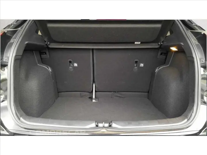 KICKS PLAY 1.6 16V FLEXSTART SENSE XTRONIC