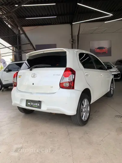 Etios X Plus 1.5 Flex 16V 5p Aut.